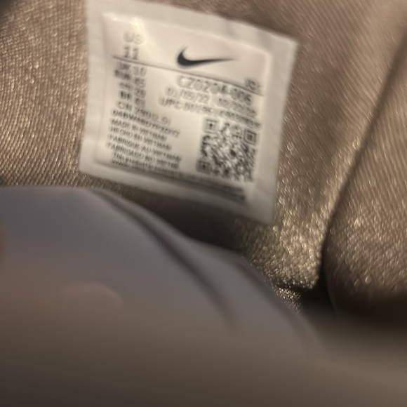 Men’s shoes Kyrie, leopard camo size 11 new no box - Picture 10 of 11